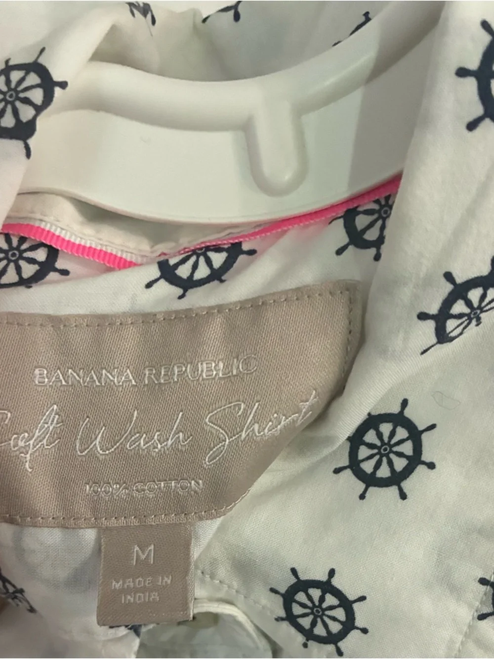 100% Cotton Banana Republic White Button-Down Shirt with Navy Ship Wheel Print
